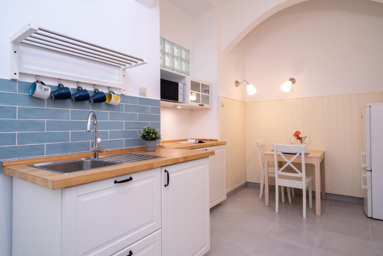 Blue Ribbon Apartment Boedapest Buitenkant foto