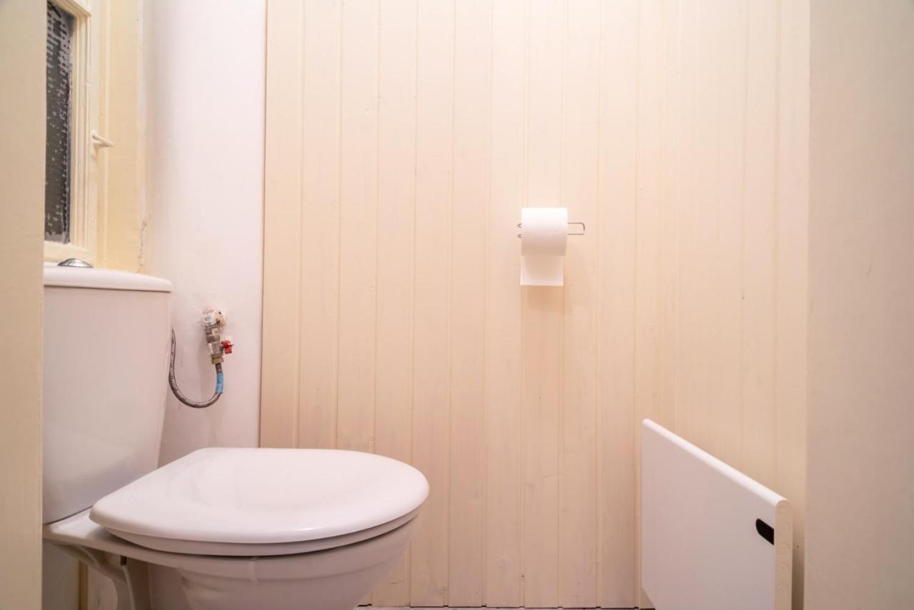 Blue Ribbon Apartment Boedapest Buitenkant foto